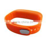 New Product China Supplier Intelligent Health Tracker Bluetooth Bracelet Review thumbnail-3
