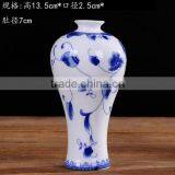 Hot Sales Jingdezhen Made Beauty Blue and White Porcelain Vase thumbnail-2