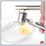 Household Manual Kitchen Tool Portbale Stainless Steel Garlic Press thumbnail-1