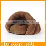 Specialized Waterproof Plush Outdoor or Indoor Cat House for Pet Sleeping Bed Dogs