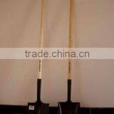 Round and Square Mouth Shovel With Wood Handle thumbnail-1