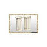 White Porcelain Vase thumbnail-1