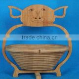 Foldable pig shape bamboo fruit basket