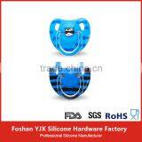 100% Food Grade Silicone Silicone Pacifier Holder Clip thumbnail-3