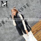 Russian Woman in Winter Clothes High Quality Real Fox Fur Vest Natural Fox Fur Vest