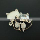 Fox Shape Fashion Costume Bridal Crystal Design New Popular Pins Pearl Brooches Hijab Pins Scarf Pins Female Pashmina Brooches thumbnail-2