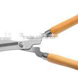 Wide Blade Wooden Handle Garden Shear thumbnail-5