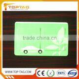 High Quality UHF RFID Windshield Sticker Tag Car Tag thumbnail-1