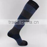 Autumn Winter Season 200 Needles Melanged Cotton Yarn Knee High Socks Men thumbnail-1