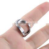 2PCs Stainless Steel Finger Ring Ring-Shape Beer Bottle Opener for Beer Bar Tool thumbnail-4