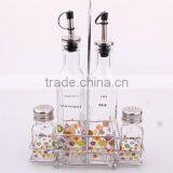 4pcs Square Glass Oil Bottle and Spice Jar With Metal Lid in a Metal Rack