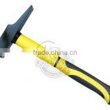 Superior 25mm Plastic Coating Handle Carpenter's Hammer thumbnail-2