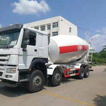 Sinotruk Howo 8*4 Big Volume Mixer Truck thumbnail-2