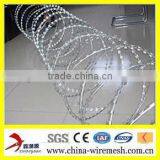 Galvanized Razor Wire thumbnail-1