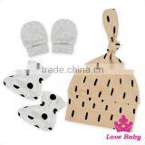 Wholesale Custom Cute Soft Infant Gift Cheap Black And White Polka Dots Design Newborn Baby Scoks thumbnail-6