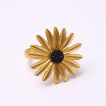Manufacture Wholesale Wedding Gold Sunflower Napkin Ring For Table Decoration thumbnail-2