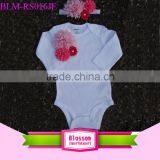 Wholesale Boutique Stylish White Baby Romper Flower Romper With Headband Plain Baby Clothing