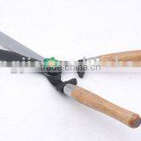 20" Wavy Hedge Shears With Wooden Handles thumbnail-1