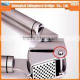 Kitchen Vegetable Fruit Tools High Quality Stainless Steel Garlic Press thumbnail-4