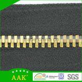 Ladies Jeans Factory China Matching Production 4# Brass y Teeth C/E Zippers thumbnail-5