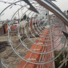 Razor Wire Galvanized Concertina razor barbed barb wire BTO22 CBT65 Security Fence Military Prison