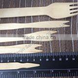 Disposable Birch Wood Fruit Fork thumbnail-4