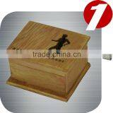 Square Shape and Hand Cranked Play Power Wholesale Music Box Wood