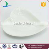 Wholesale Ceramic Hand Made Leaf Shaped Plates thumbnail-4
