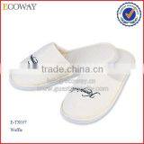 Wholesale Hot Sale Disposable EVA Sole Hotel Cheap Waffle Slippers thumbnail-1