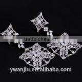 Wholesale Stock Small Order Fashion Women Long Style Rhombus Zircon Earring thumbnail-2