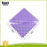 30 * 30 cm Health Interval Water Cushion Non-slip Plastic Bathroom Floor Mat thumbnail-2