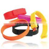8GB Flexible Wrist Band USB Flash Drive U-Disk,silicone Bracelet Usb Flash Drive thumbnail-1