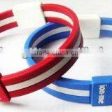 New style silicone bracelet or wristband