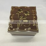Flower shape laser cut wooden gift box with gold samtping/New arrival wedding candy box