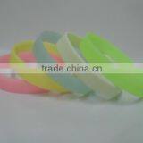 Wholesale Eco-Friendly Elastic Silicone Wristband, Cheap Custom Silicone Bracelet Glow in Dark thumbnail-2