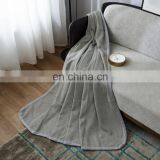 China Factofy Cheap 100% Cotton Skin Touch Decorative Washable Plain Throw Cable Knit Body Pillow Covers thumbnail-1
