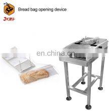 Hot Sales Automatic Bread Bag Packing Machine For Pita Bread Tortilla Chapati Packing Machine Bread Twist Tie Packing Machine thumbnail-2