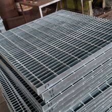 Heavy Duty Welded Steel Bar Grating Hot Dip Galvanized for Industrial Platform and Walkway thumbnail-1