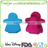 FDA & LFGB Standard Lovely Snowman Shaped Silicone Cake Molds thumbnail-3