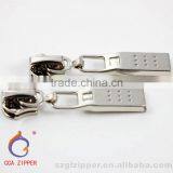 Professional Latest Design OEM Zinc Alloy Zip Zipper Sliders thumbnail-4