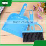 Mini Plastic Dust Table Keyboard Cleaning Brush With Dustpan thumbnail-4