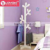 Hot Sale Wooden DIY Coat Rack Stand Eco-friendly Home Furniture Clothes Hanging Tree Shaped Coat Rack Wholesale Tree Coat Rack