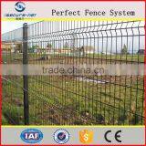 50 x 200mm Powder Coated Fence, 3D Curded Residental Wire Mesh Fence thumbnail-3