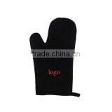 Wholesale Promitional Durable Funny Shivering Oven Mitt thumbnail-1