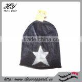 China Manufacturer Custom Knitted Pom Beanie Hats thumbnail-5