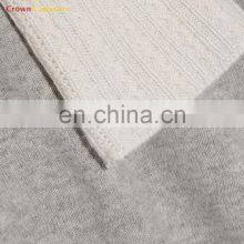 Женский вязаный свитер с воротником-тулителем в двухкомпонентном дизайне изCashmere thumbnail-5