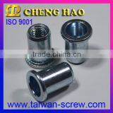 Professional Large Flange Smooth Body Open End Carbon Steel Blind Rivet Nuts thumbnail-5