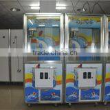 Funny and Kis Like Most Arcade Catch Toy Crane With Taiwan Claw Claw Crane Machine for Sale Sticker Customrized Vending Machine thumbnail-3