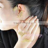 Innovation design crystal jewelry leaf shaped crystal ear cuff and palm bracelet set