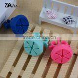 Best Seller Clear Acrylic Rubber Silicone Wearable Nail Polish Holder Box thumbnail-5